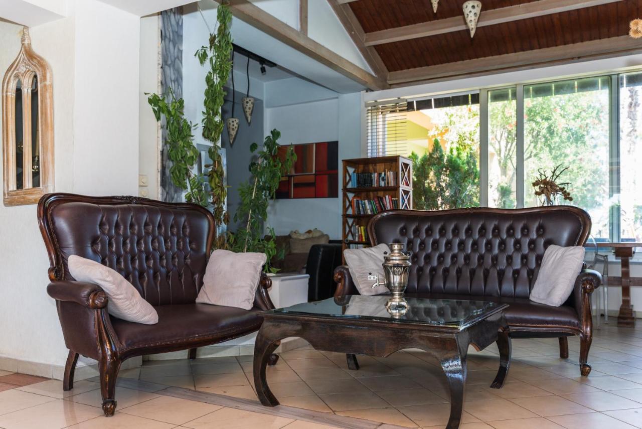 Hotel Ianos 3*